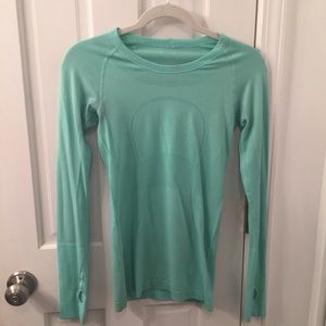 Lululemon swiftly tech long sleeve